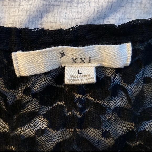 XXI Black lace tank top size large. Perfect for layering. Lovely rose pattern. - Picture 4 of 5